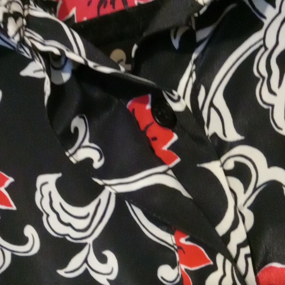 Alfred Dunner Black Floral design top - Picture 7 of 9